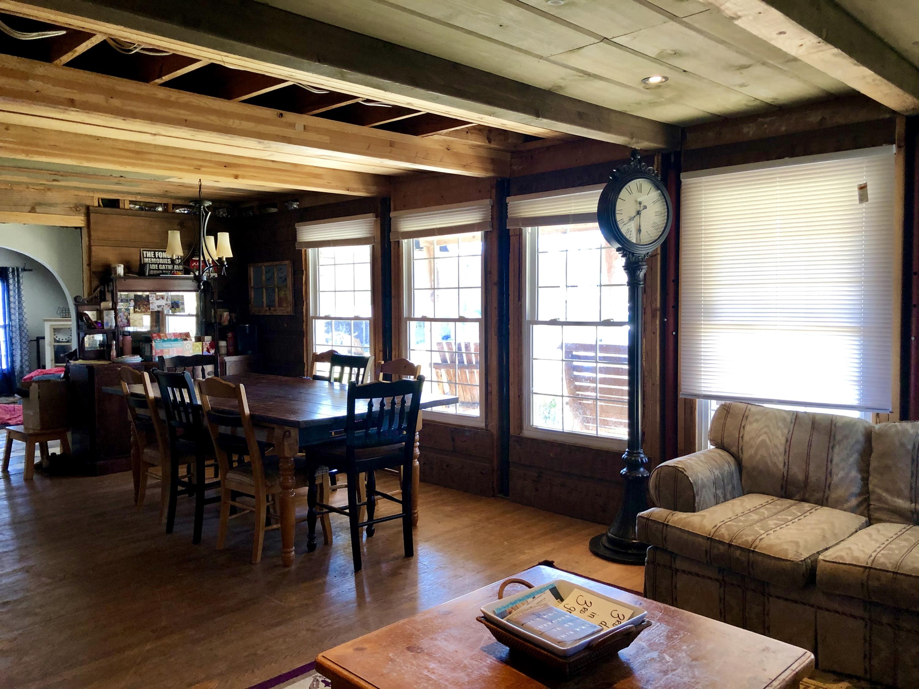 201 Church Road La Follette, TN 37766 - Photo 13 of 37 Living/dining room