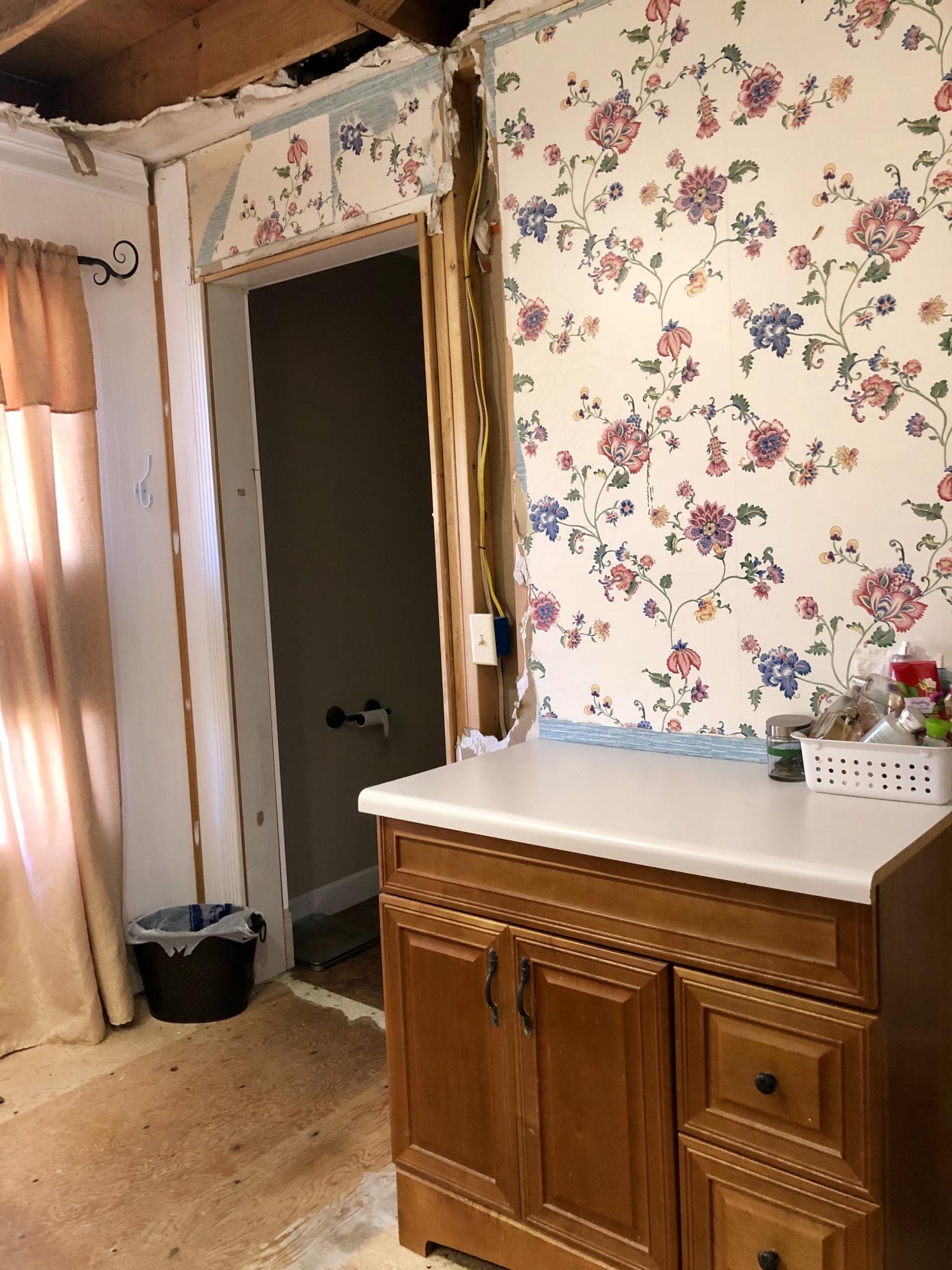 201 Church Road La Follette, TN 37766 - Photo 24 of 37 Master bath