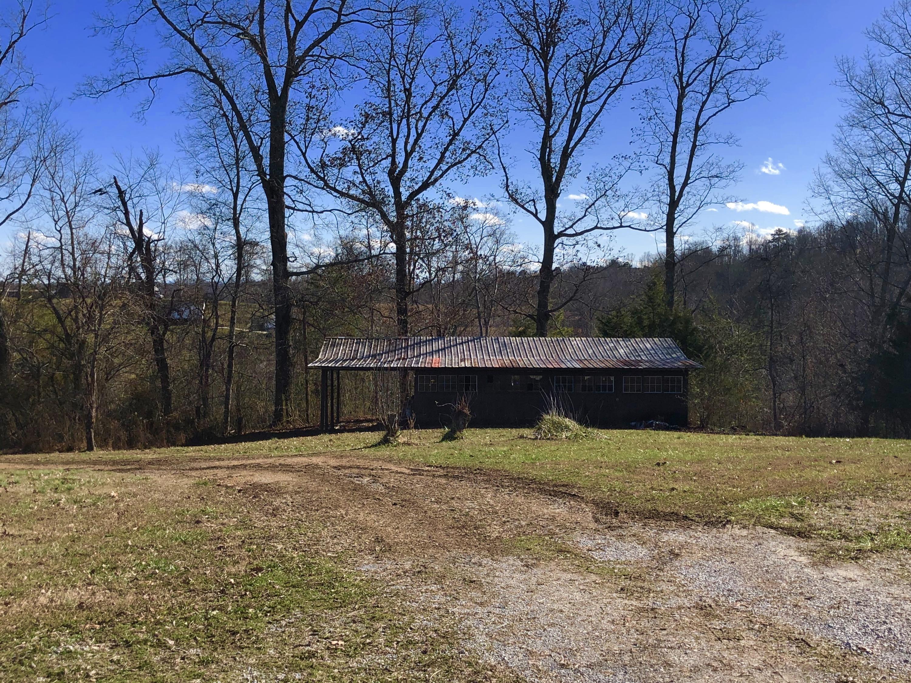 201 Church Road La Follette, TN 37766 - Photo 10 of 37 Storage barn/shed