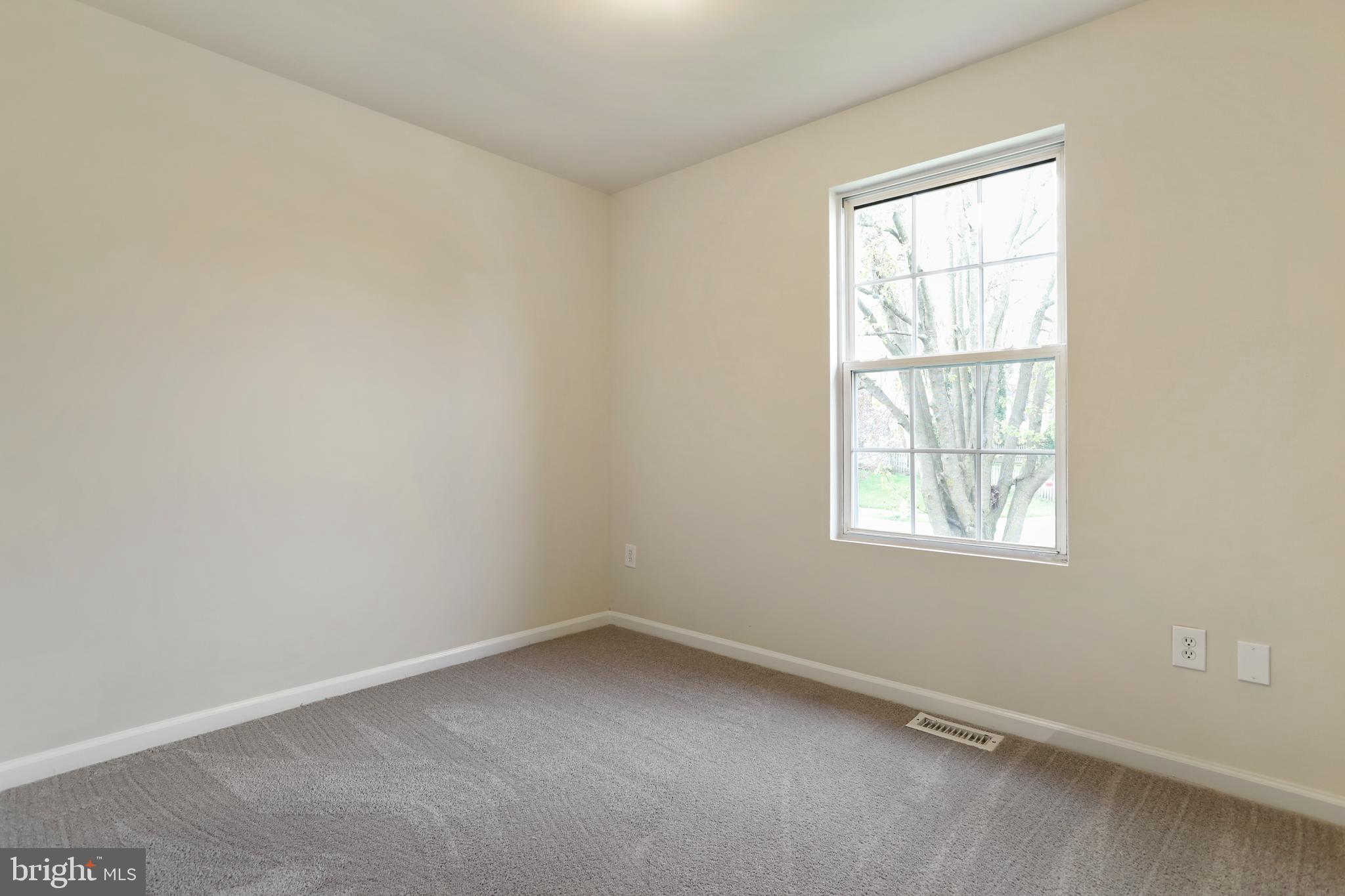 235 Roth Avenue Taneytown, MD 21787 - Photo 20 of 42 Bedroom 2