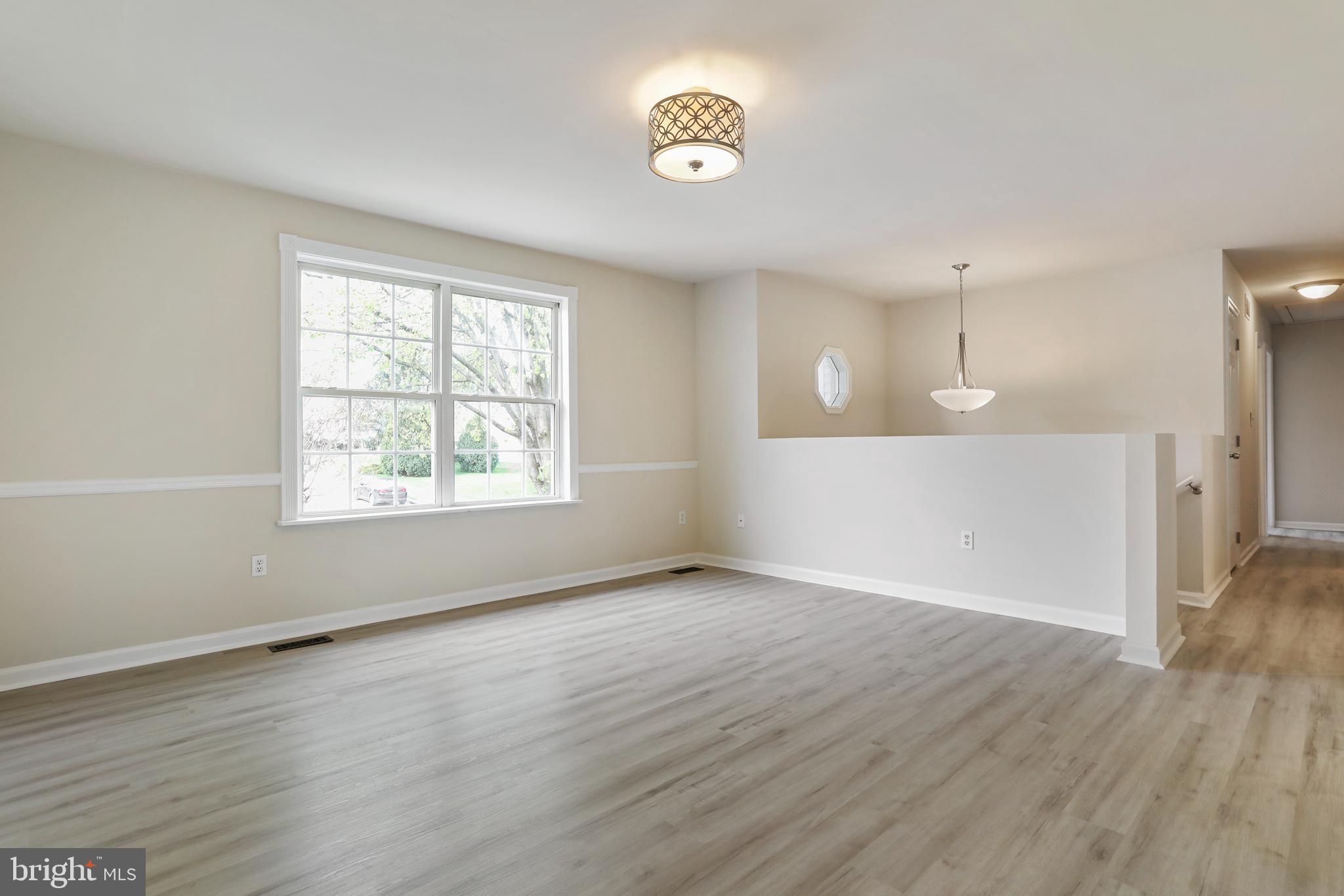 235 Roth Avenue Taneytown, MD 21787 - Photo 3 of 42 Family Room