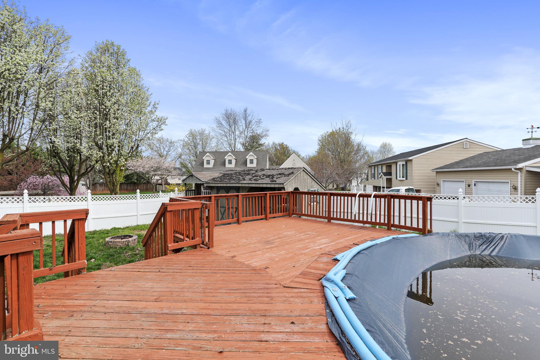 235 Roth Avenue Taneytown, MD 21787 - Photo 38 of 42 Deck and Pool