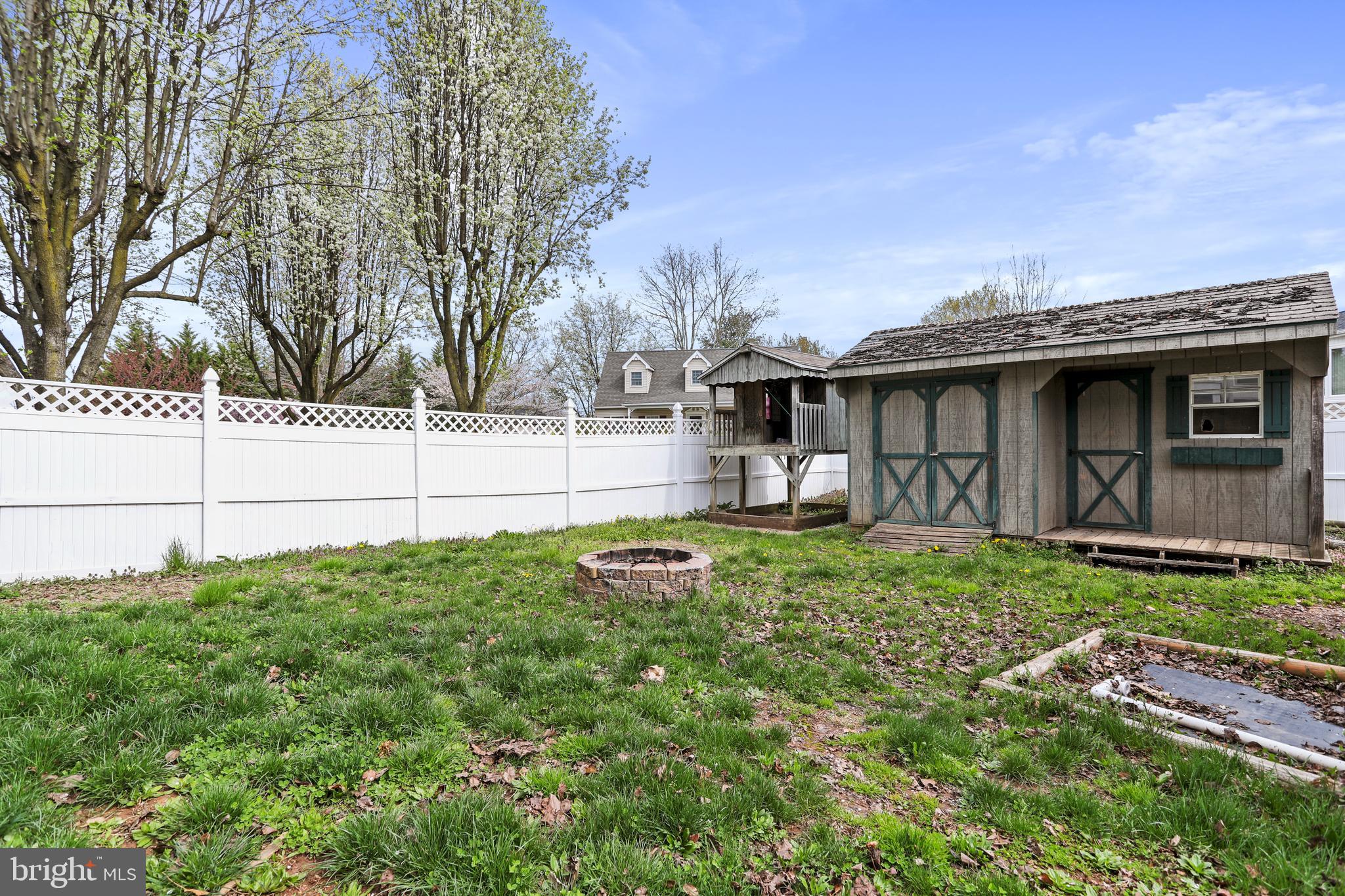 235 Roth Avenue Taneytown, MD 21787 - Photo 40 of 42 Fenced Rear Yard