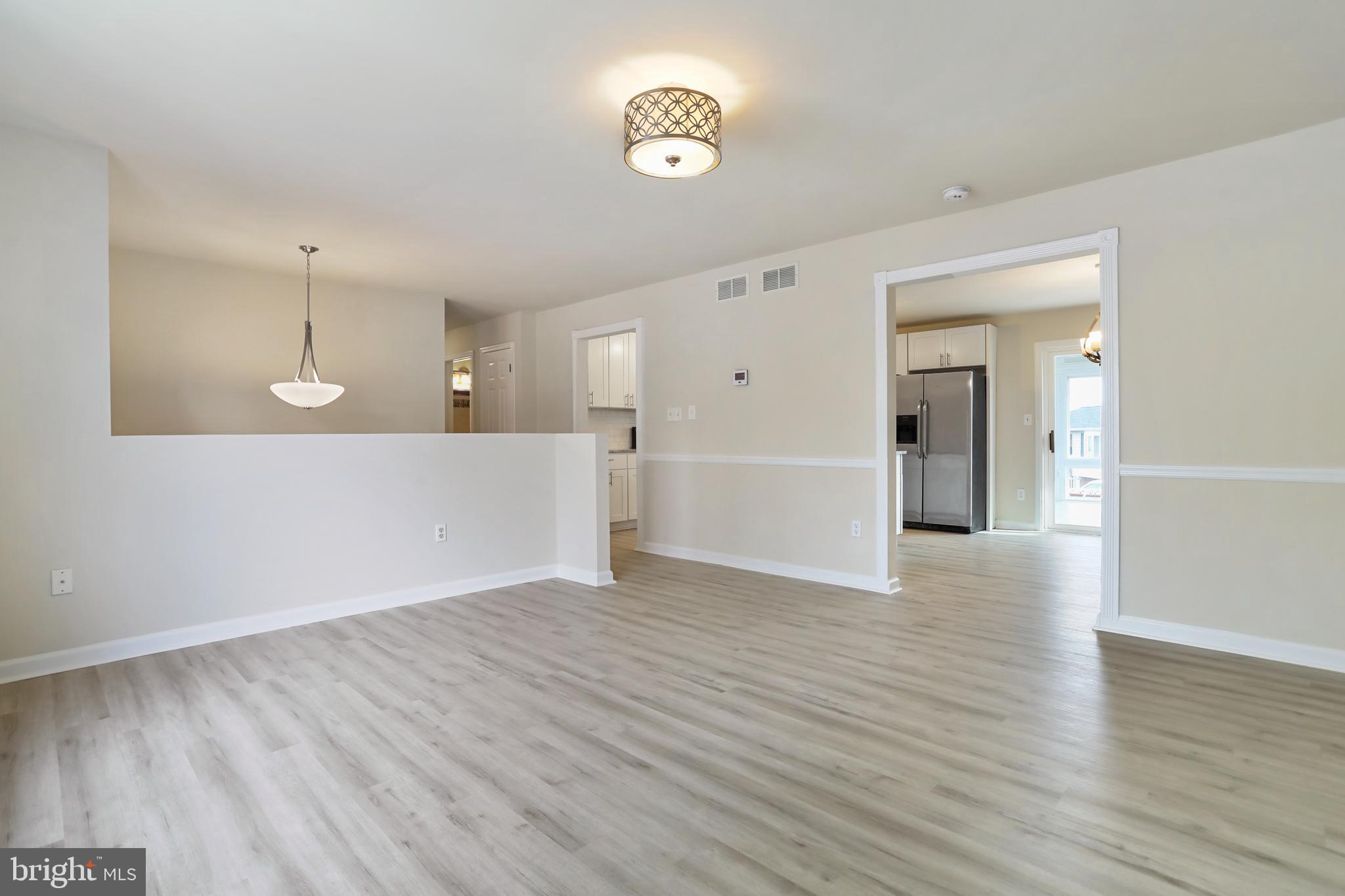 235 Roth Avenue Taneytown, MD 21787 - Photo 5 of 42 Family Room