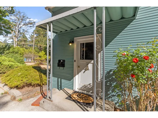 $625,000 | 2965 Olive Street, Eugene, OR 97405