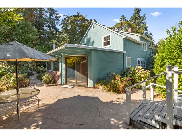 $625,000 | 2965 Olive Street, Eugene, OR 97405
