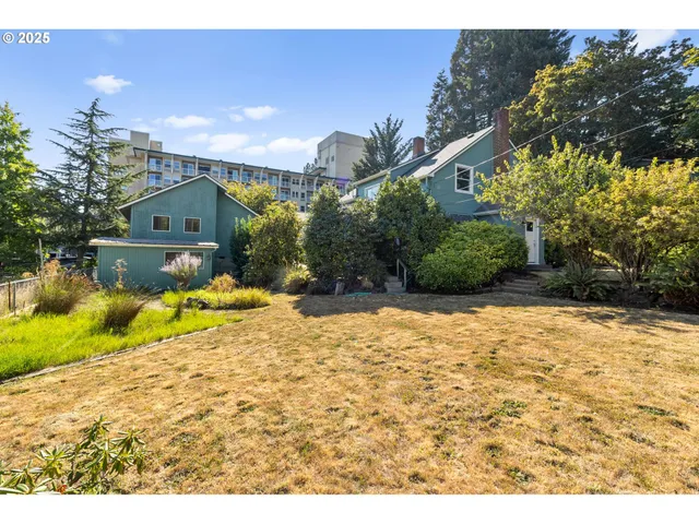 $625,000 | 2965 Olive Street, Eugene, OR 97405