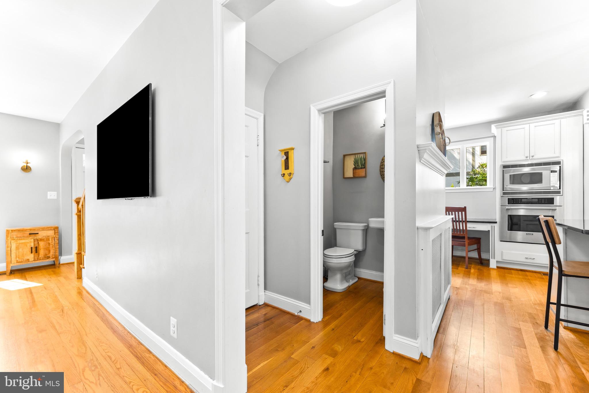 7107 Rich Hill Road Baltimore, MD 21212 - Photo 15 of 52 First floor powder room