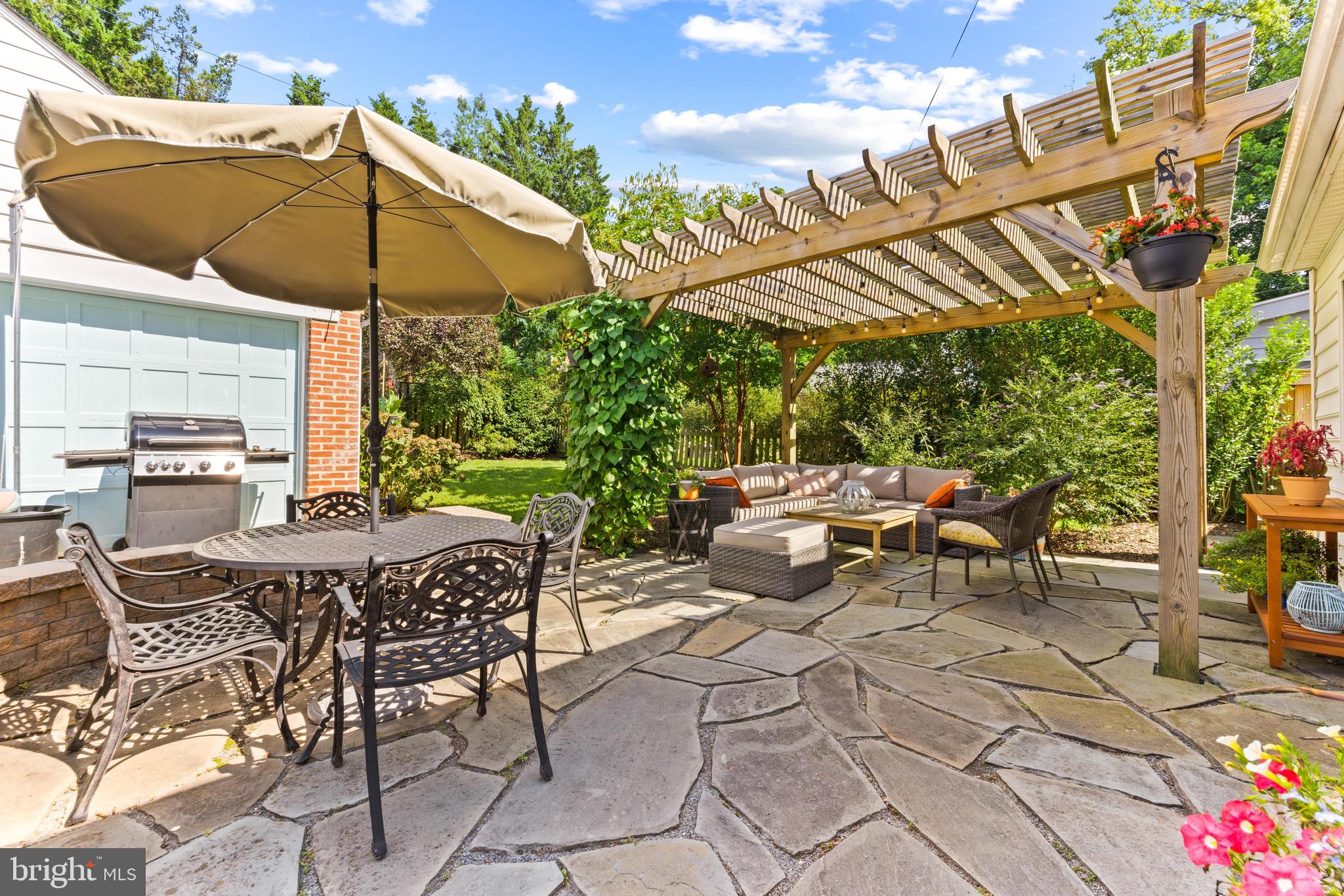 7107 Rich Hill Road Baltimore, MD 21212 - Photo 39 of 52 Newer flagstone patio