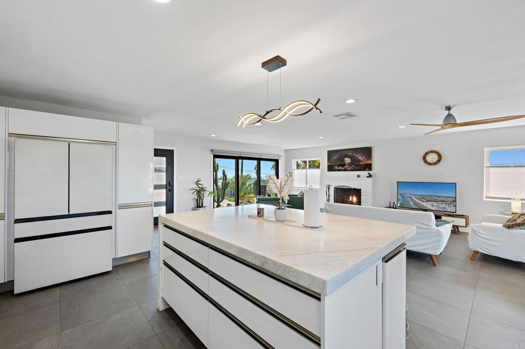 2440 Dunstan Street Oceanside, CA 92054 - Photo 12 of 29