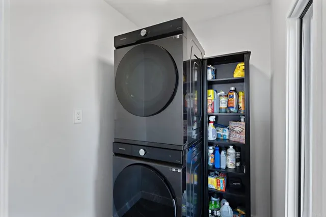 $6,800 | 2440 Dunstan Street, Oceanside, CA 92054