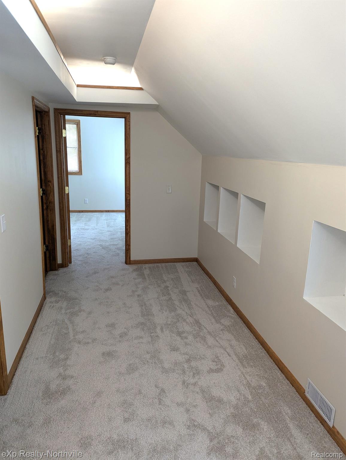 5995 Seymour Road Jackson, MI 49201 - Photo 21 of 43 Upstairs loft area between bedrooms - revised