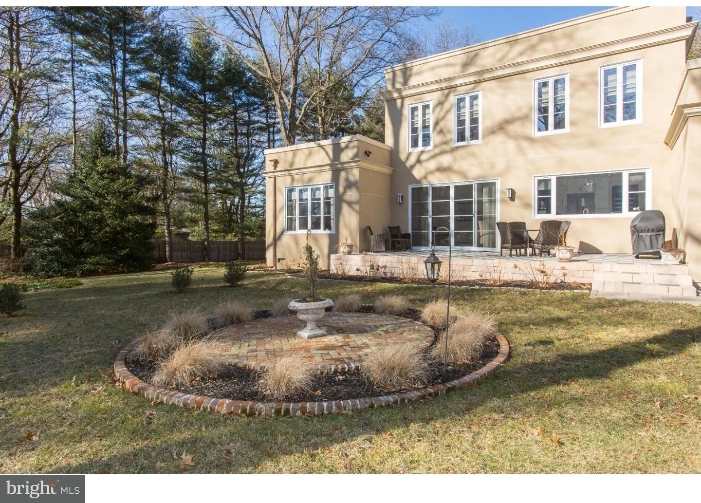 600 East Hillendale Road Chadds Ford, PA 19317 - Photo 7 of 25 Exterior Back