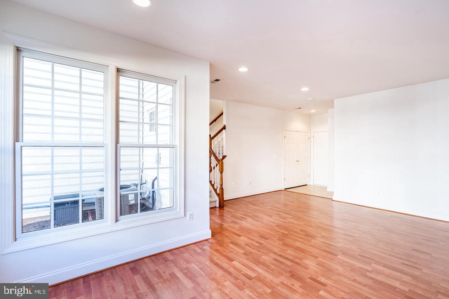 6888 Witton Circle Gainesville, VA 20155 - Photo 23 of 29