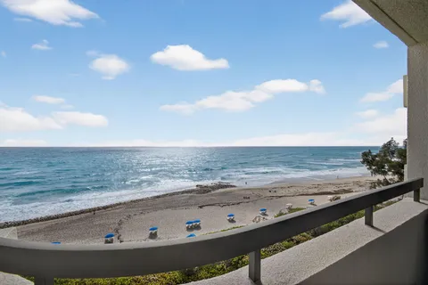 $1,500,000 | 4000 North Ocean Drive, Unit 701, Singer Island, FL 33404