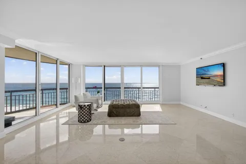 $1,500,000 | 4000 North Ocean Drive, Unit 701, Singer Island, FL 33404