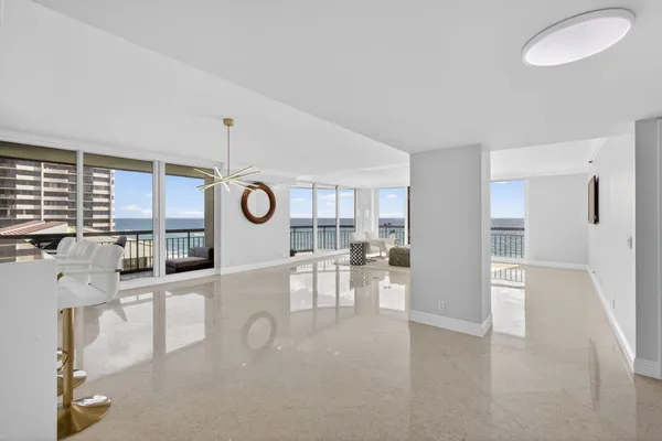$1,500,000 | 4000 North Ocean Drive, Unit 701, Singer Island, FL 33404
