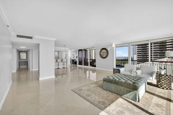 $1,500,000 | 4000 North Ocean Drive, Unit 701, Singer Island, FL 33404
