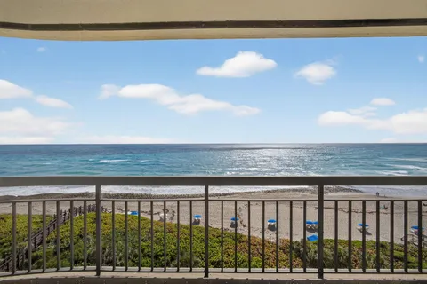 $1,500,000 | 4000 North Ocean Drive, Unit 701, Singer Island, FL 33404