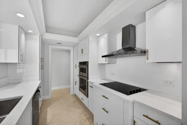 $1,500,000 | 4000 North Ocean Drive, Unit 701, Singer Island, FL 33404