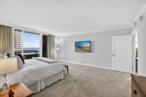 $1,500,000 | 4000 North Ocean Drive, Unit 701, Singer Island, FL 33404