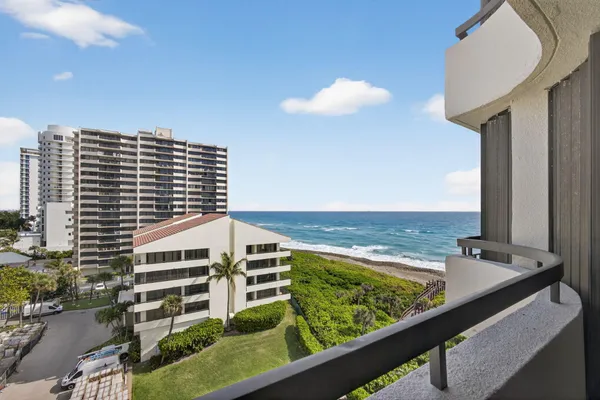 $1,500,000 | 4000 North Ocean Drive, Unit 701, Singer Island, FL 33404