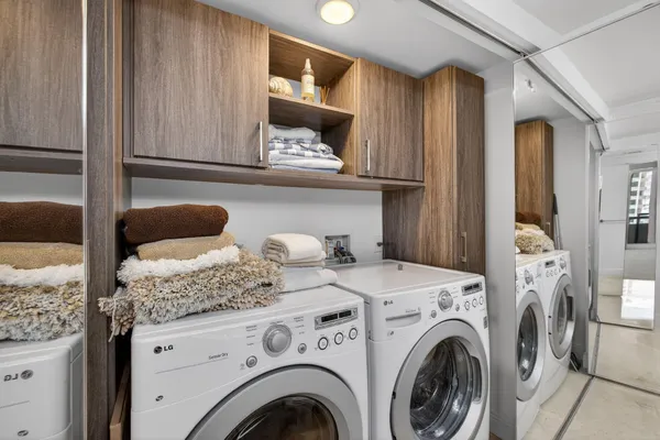 $1,500,000 | 4000 North Ocean Drive, Unit 701, Singer Island, FL 33404