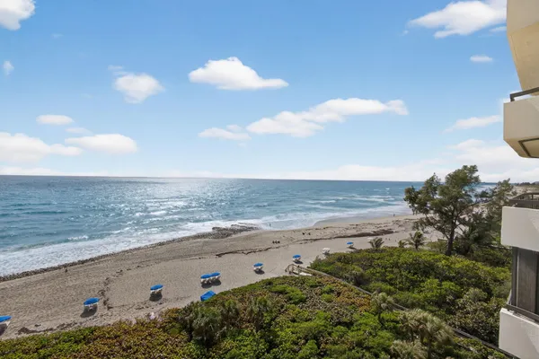 $1,500,000 | 4000 North Ocean Drive, Unit 701, Singer Island, FL 33404