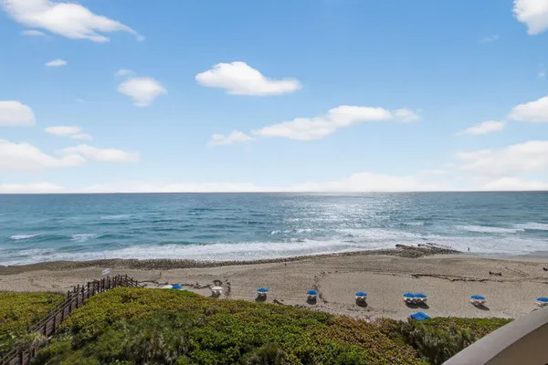 $1,500,000 | 4000 North Ocean Drive, Unit 701, Singer Island, FL 33404