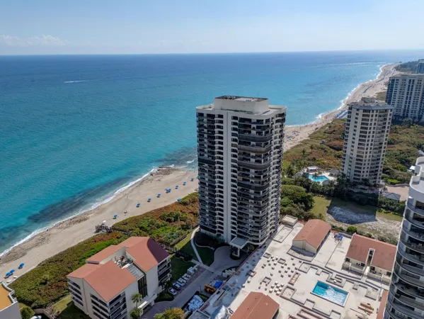 $1,500,000 | 4000 North Ocean Drive, Unit 701, Singer Island, FL 33404