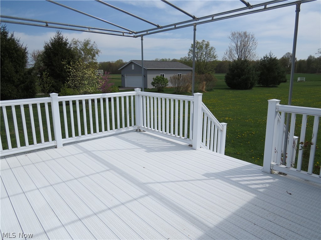 8207 Vermilion Road Amherst, OH 44001 - Photo 22 of 24