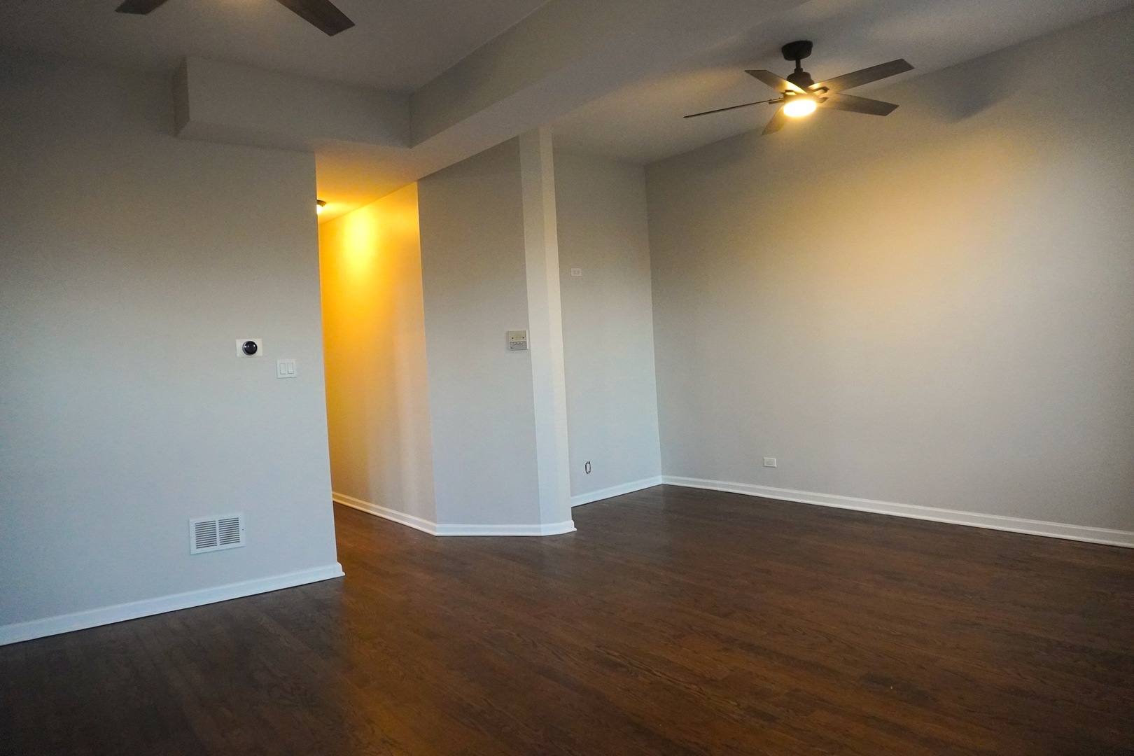 867 East Pershing Road, Unit 2 Chicago, IL 60653 - Photo 4 of 15