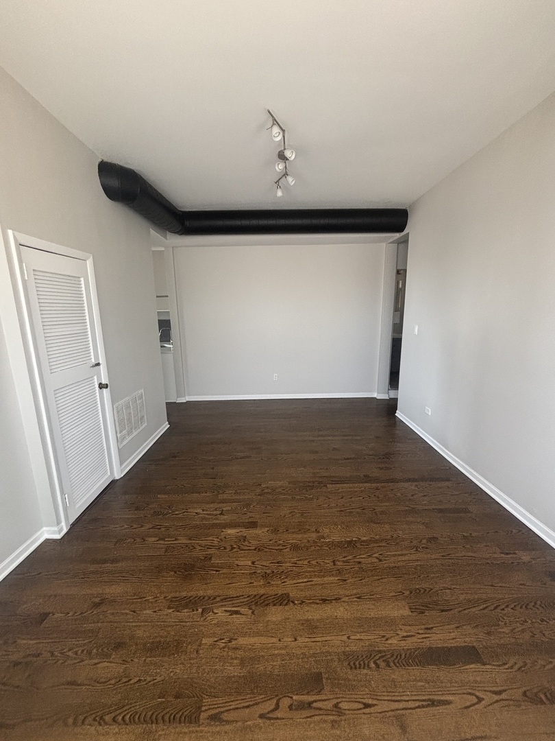 867 East Pershing Road, Unit 2 Chicago, IL 60653 - Photo 9 of 15