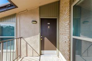 12802 Midway Road, Unit 2003 Dallas, TX 75244 - Photo 26 of 28 a view of a door