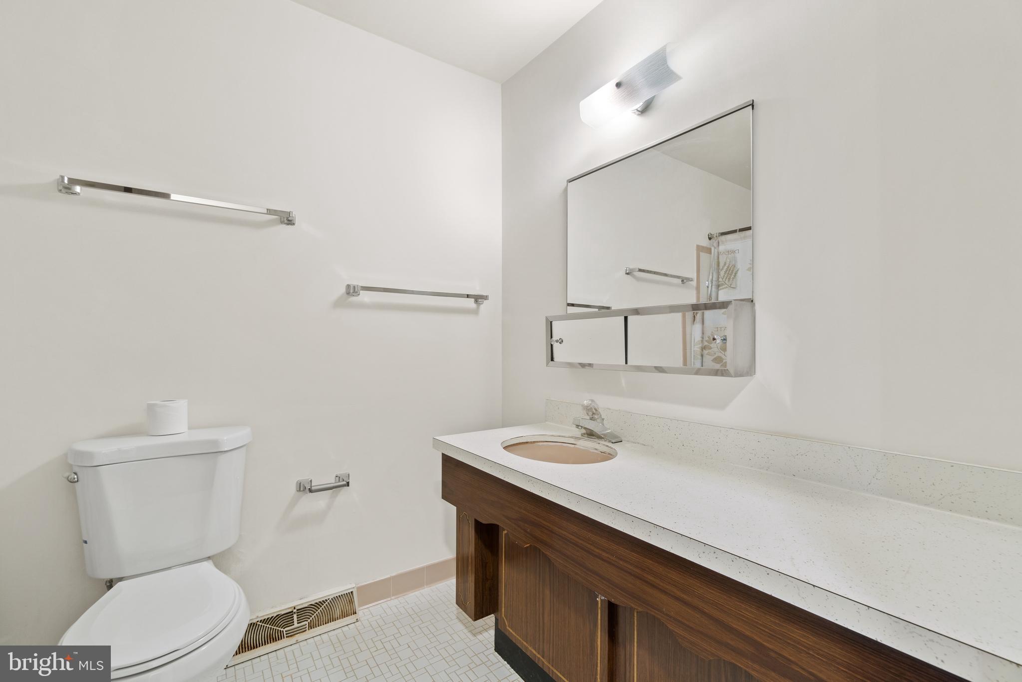 13028 Clarion Road Fort Washington, MD 20744 - Photo 11 of 31 Bathroom