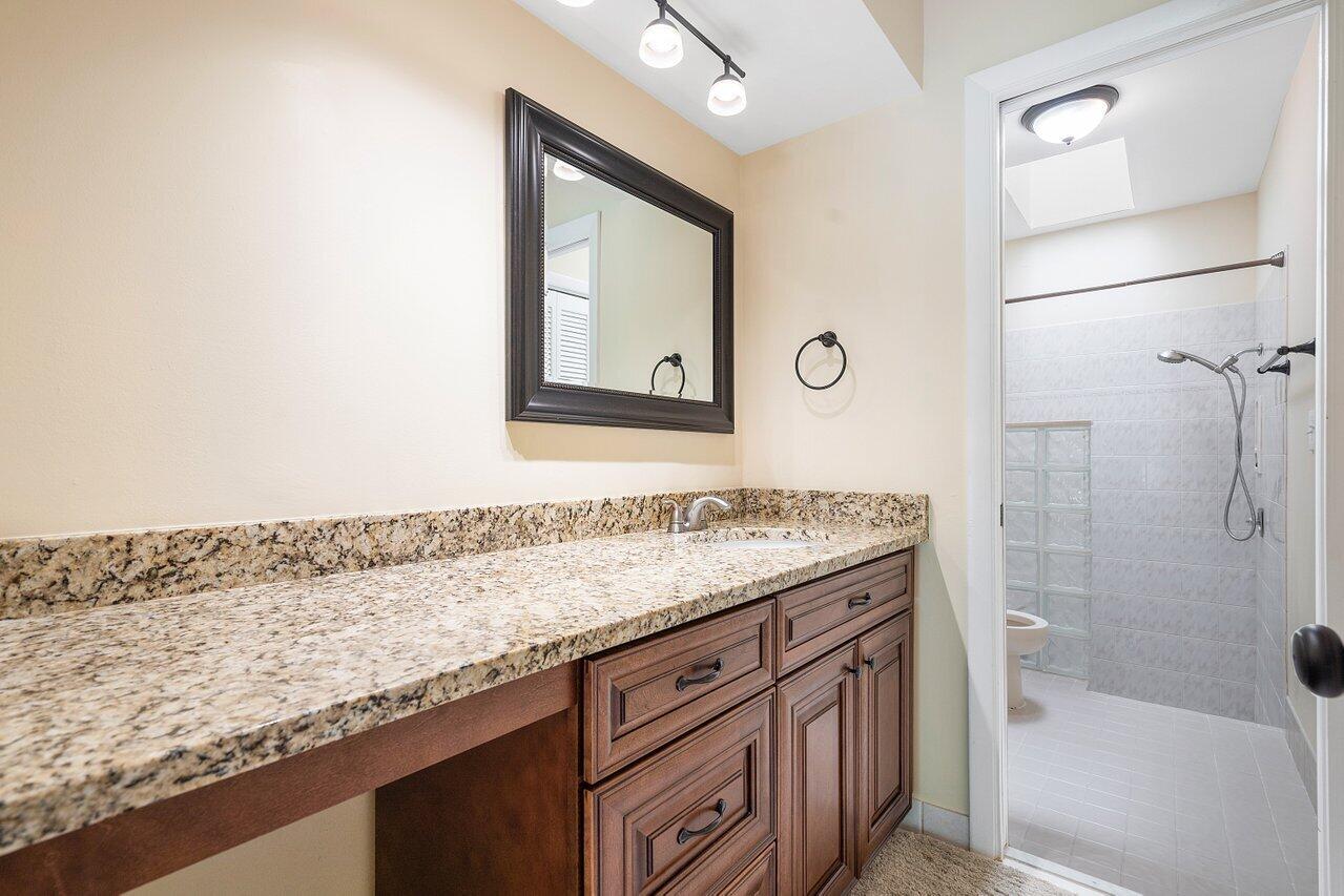 9847 Erica Court Boca Raton, FL 33496 - Photo 17 of 41 019-9847EricaCourt-BocaRaton-FL-33496-SM