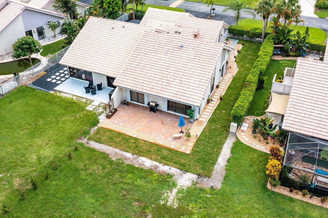 9847 Erica Court Boca Raton, FL 33496 - Photo 28 of 41 028-9847EricaCourt-BocaRaton-FL-33496-SM