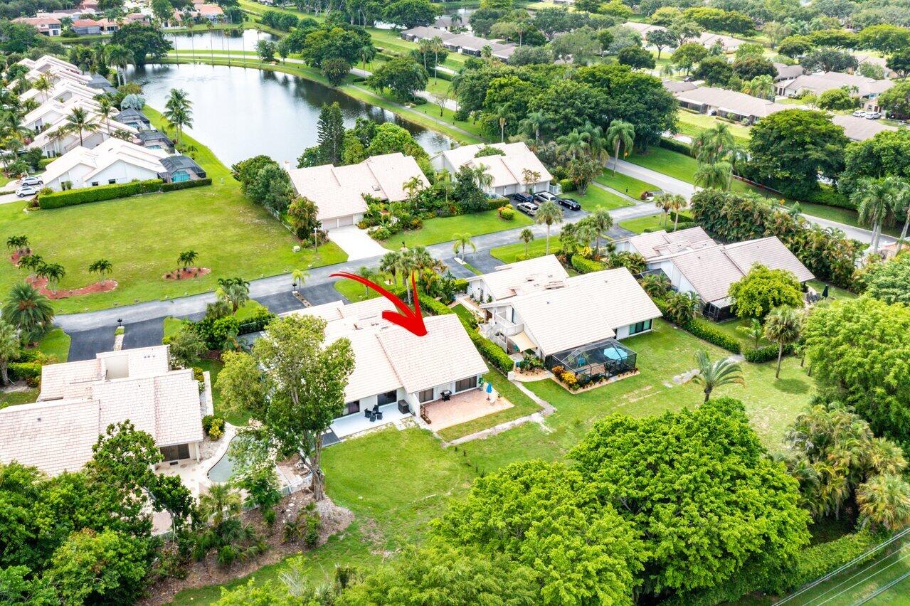 9847 Erica Court Boca Raton, FL 33496 - Photo 32 of 41 032-9847EricaCourt-BocaRaton-FL-33496-SM