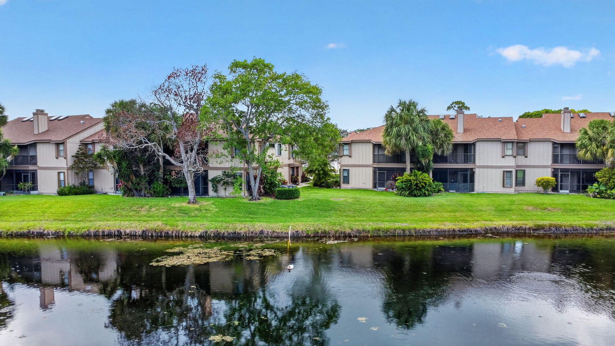 907 Harbour Pointe Way Greenacres, FL 33413 - Photo 38 of 87 Lake View