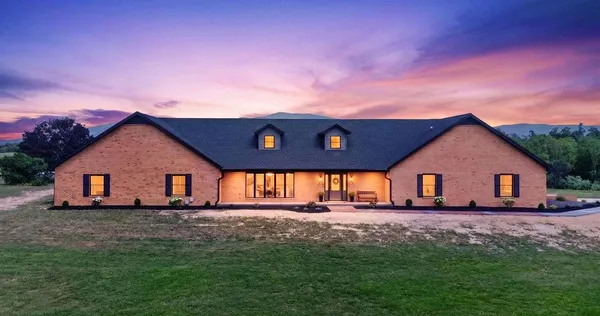 $1,490,000 | 5348 Lee Jackson Highway, Greenville, VA 24440
