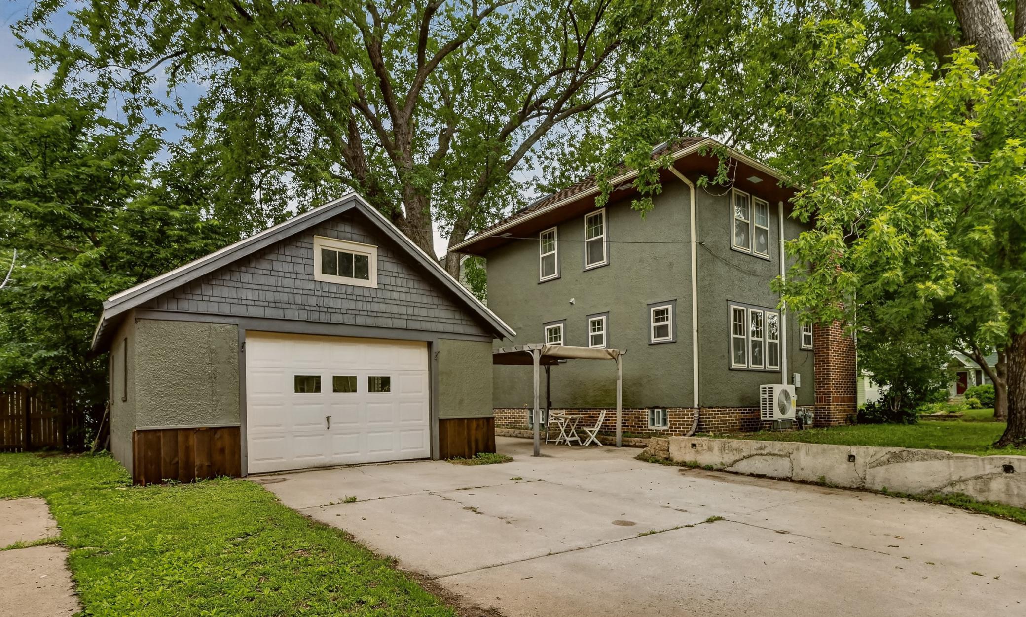 955 4th Avenue Southeast Rochester, MN 55904 - Photo 33 of 44