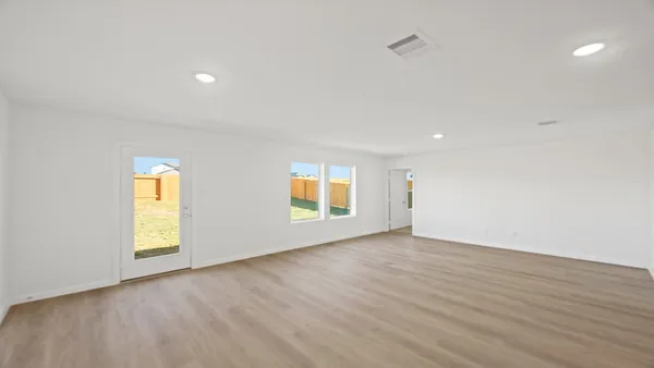 $266,990 | 2603 Foxgrove Lane, Sealy, TX 77474