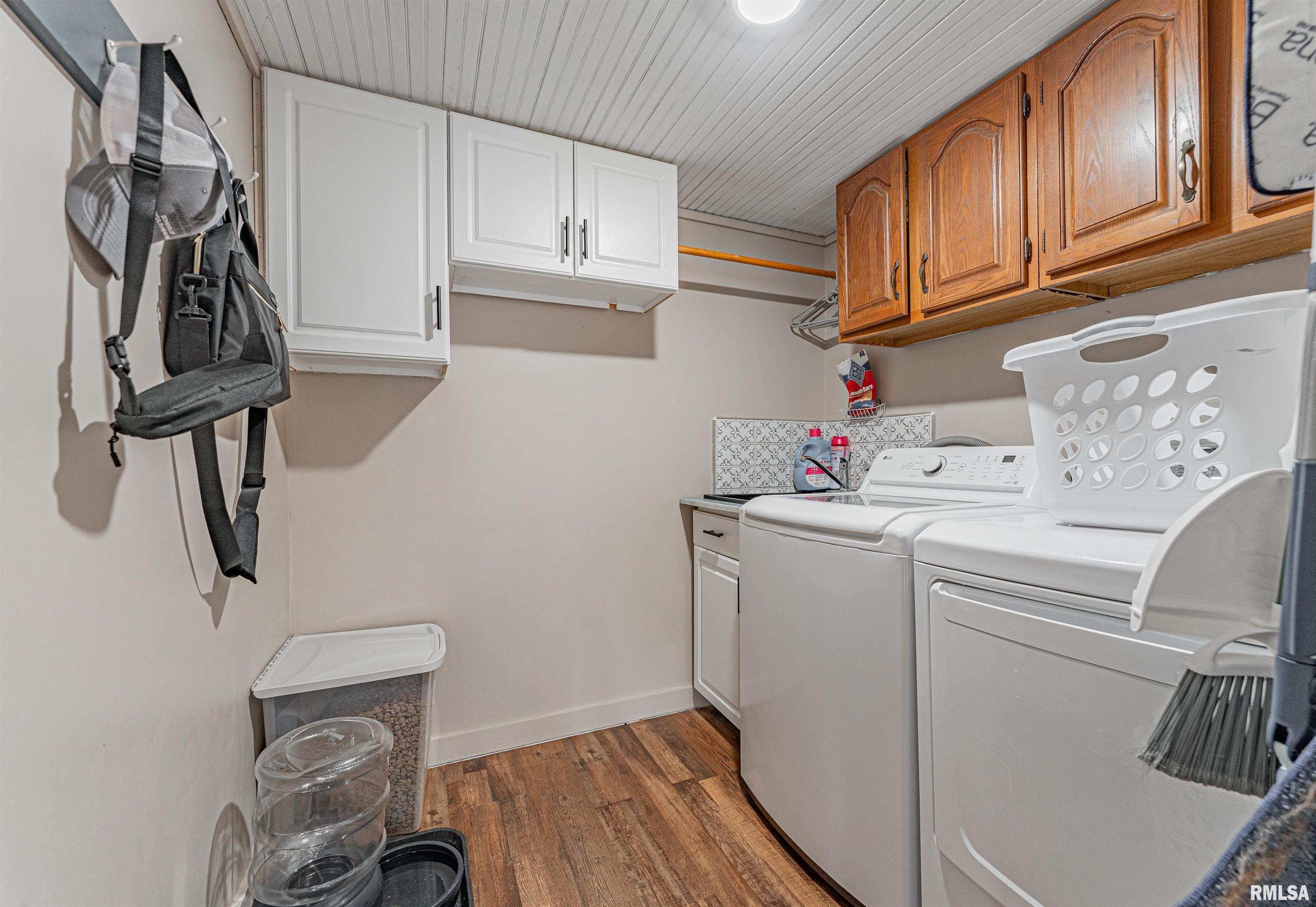 207 Northeast 5th Street Atlanta, IL 61723 - Photo 15 of 29