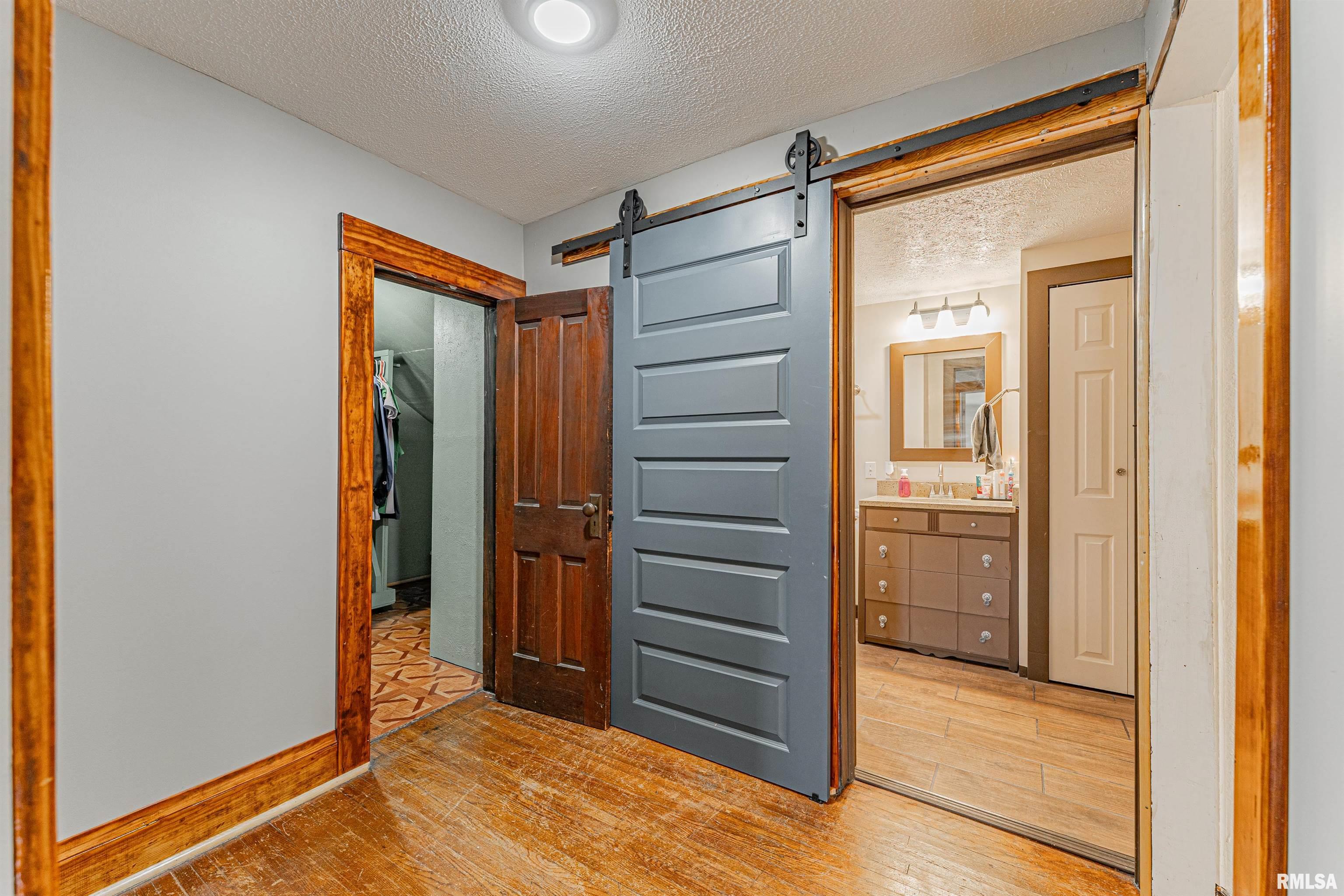 207 Northeast 5th Street Atlanta, IL 61723 - Photo 23 of 29