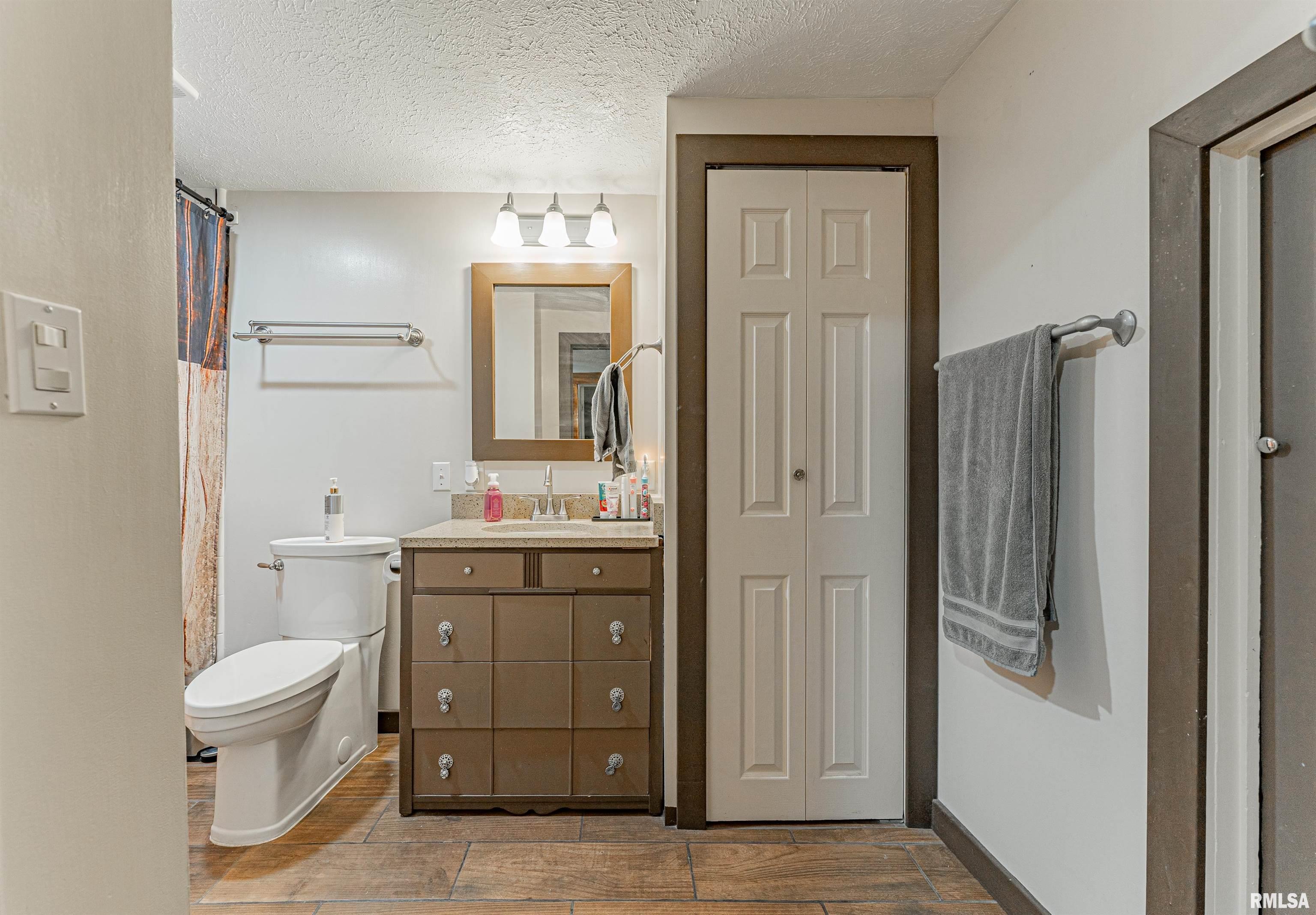 207 Northeast 5th Street Atlanta, IL 61723 - Photo 24 of 29