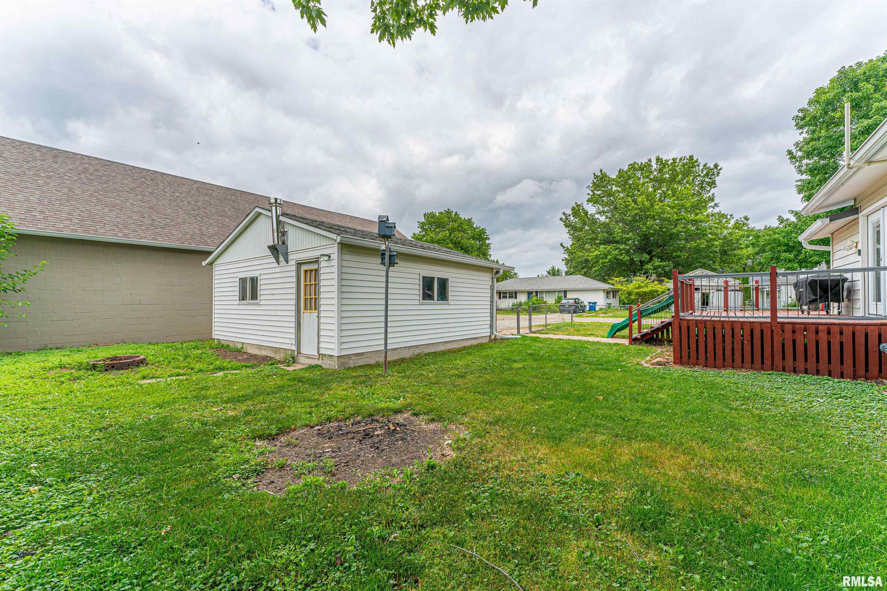 207 Northeast 5th Street Atlanta, IL 61723 - Photo 28 of 29