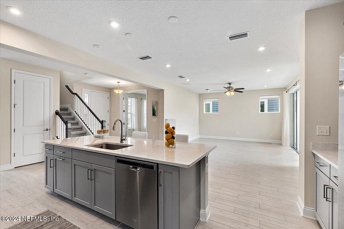 376 Footbridge Road St. Johns, FL 32259 - Photo 13 of 64 13-Kitchen