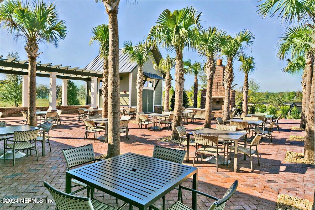 376 Footbridge Road St. Johns, FL 32259 - Photo 44 of 64 Community Center Outdoor Dinning