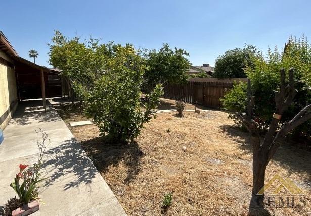Undisclosed Address Delano, CA 93215 - Photo 14 of 14 a view of backyard of house