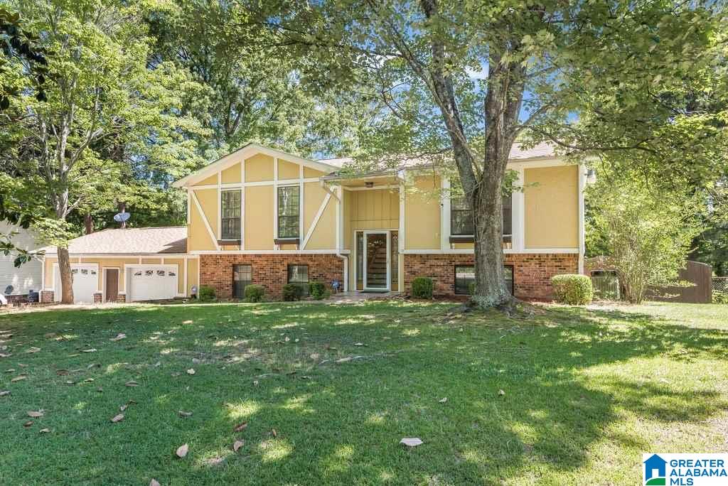 411 Hillside Road Bessemer, AL 35020 - Photo 1 of 23